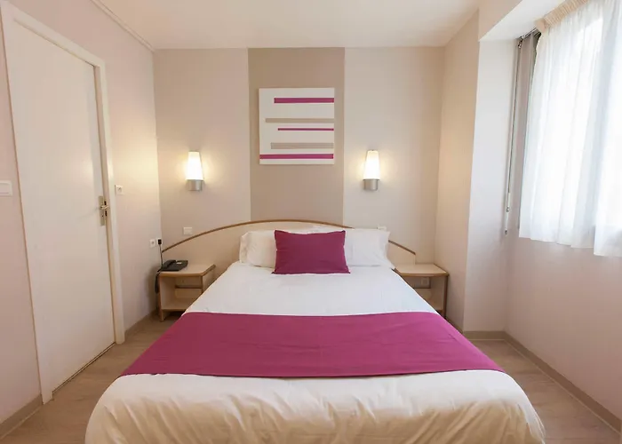 Maison Barbillon - Centre Gare فندق 3*
